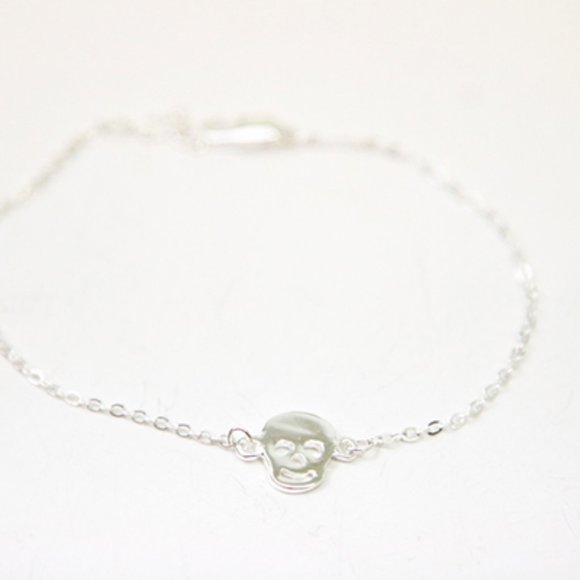 Tiny Skull Necklace/Bracelet/Anklet, Handmade 🌸 - Picture 2 of 5